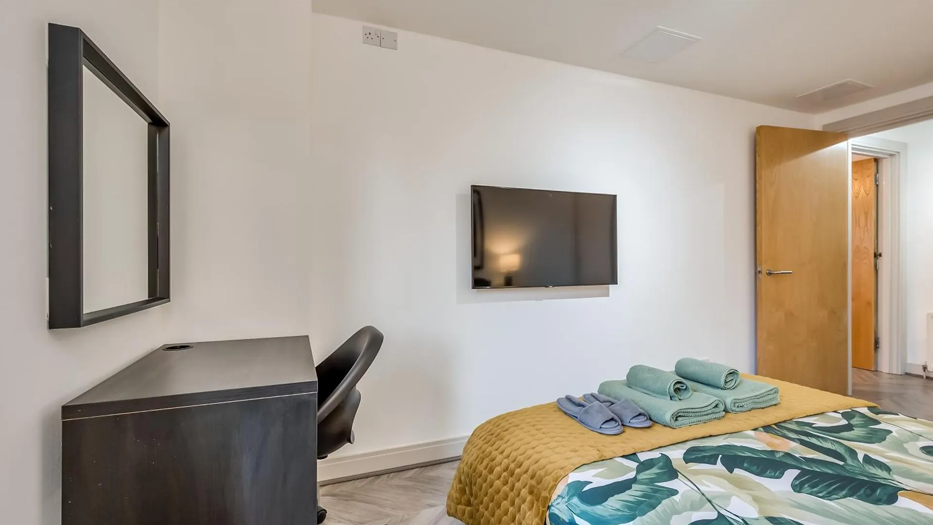 Stylish Belfast City Centre Apartment